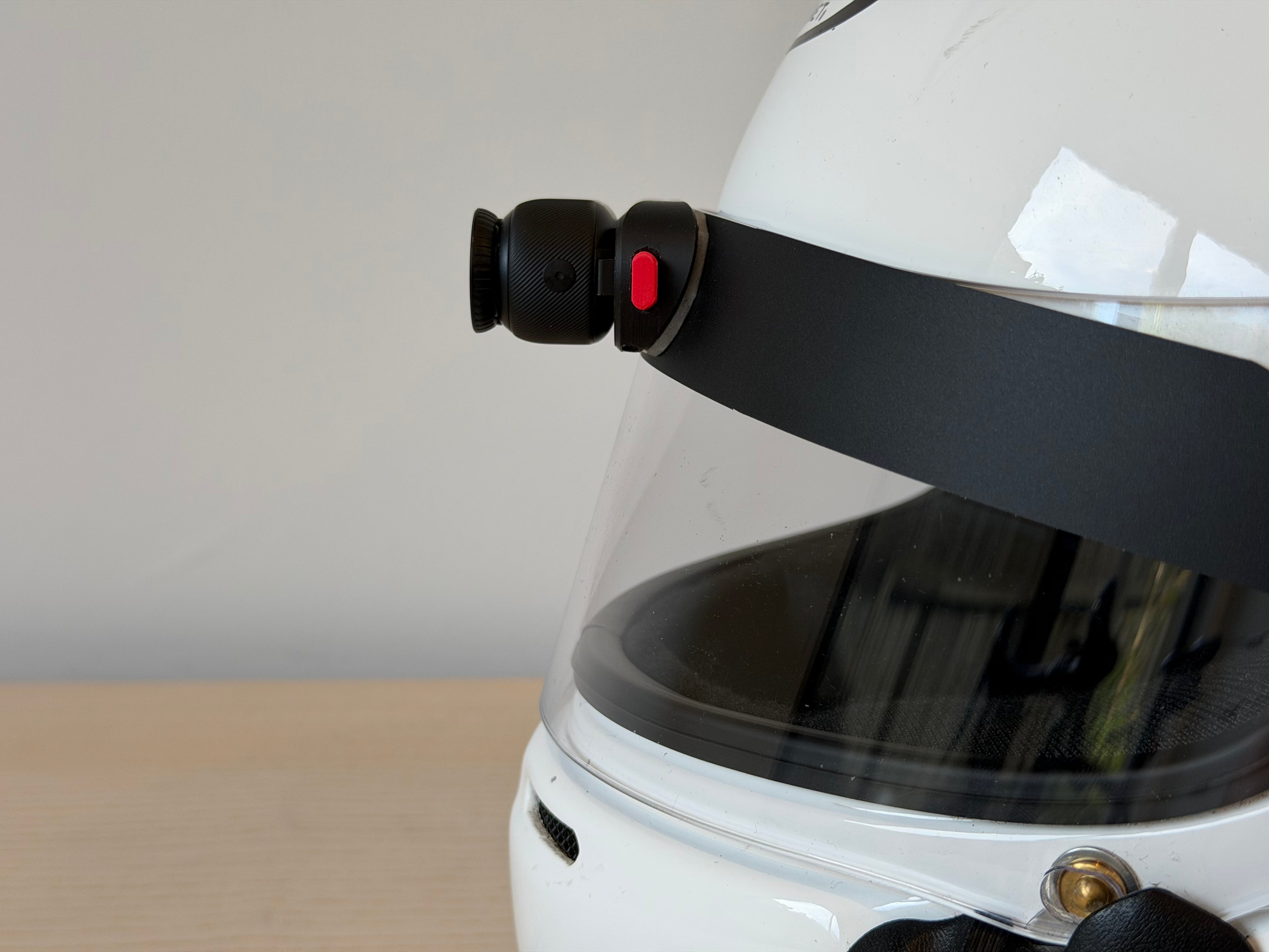 VisorGO Slim - Helmet Camera Mount